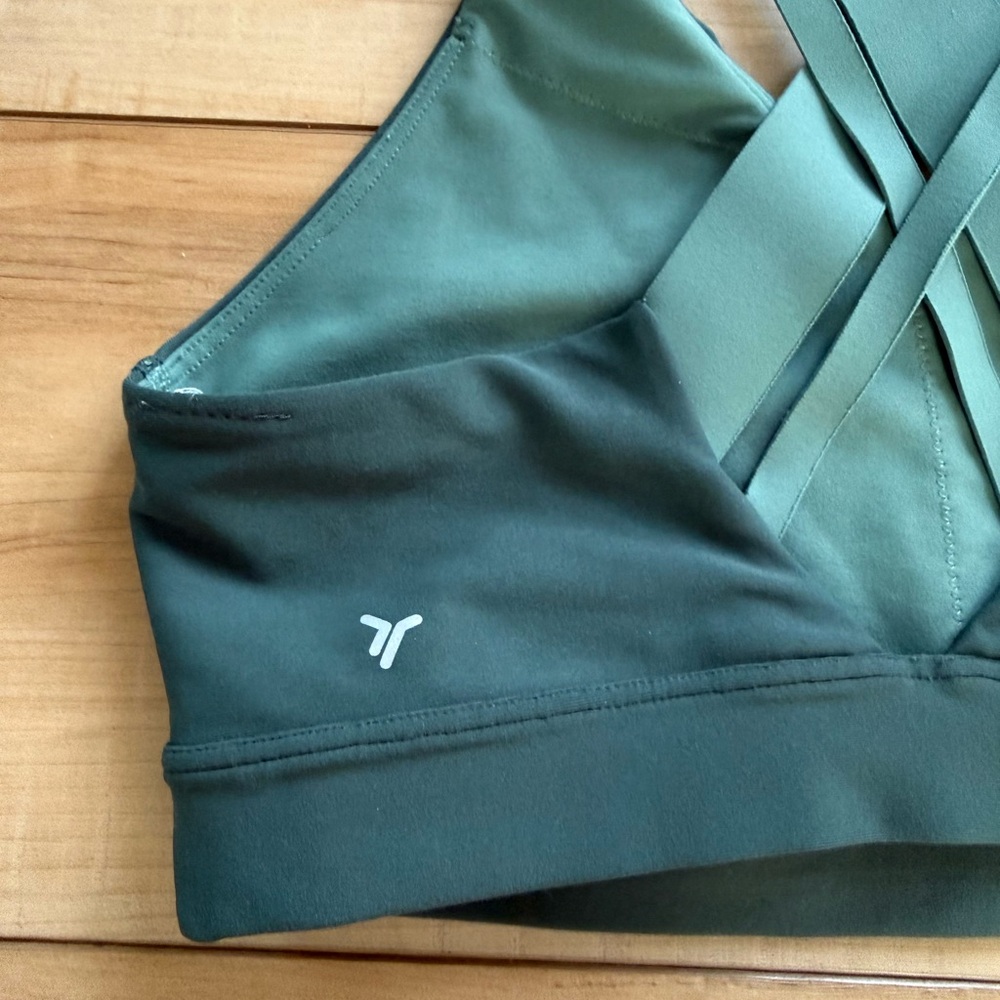 Old Navy Active Olive Sportswear - Picture 10 of 10